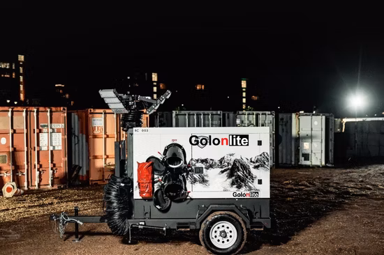 Proyector LED plegable montado en remolque de vehículo para grúa torre